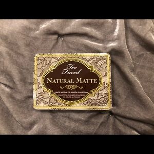 too faced natural mattes eyeshadow palette